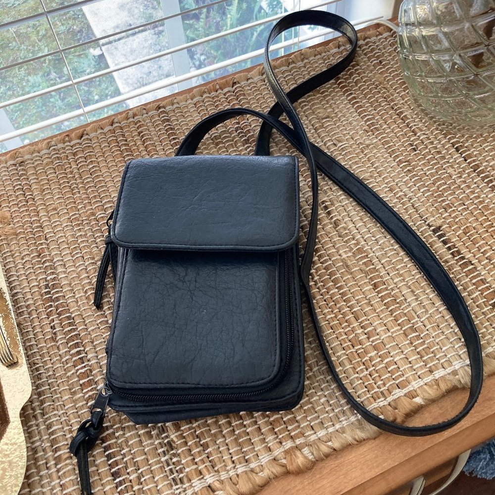 Accessory Works Black Crossbody Travel School Wallet Bag